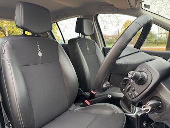 Used Renault Clio 2012 for sale - 76244359: Photo
