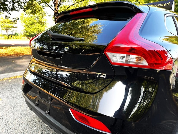 Used Volvo V40 2014 for sale - 75604732: Photo 16