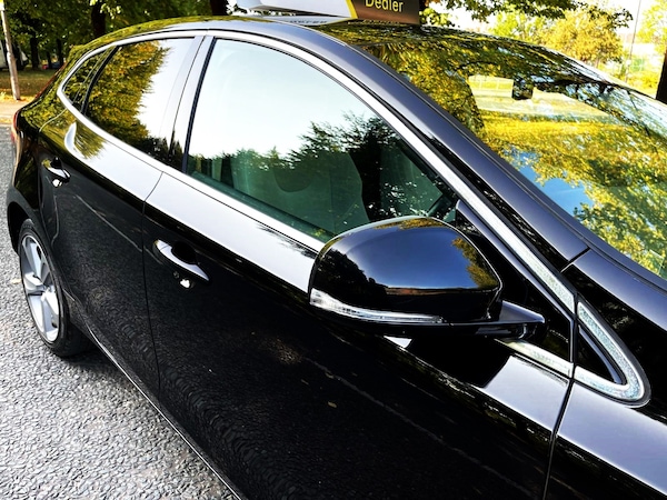 Used Volvo V40 2014 for sale - 75604732: Photo 17