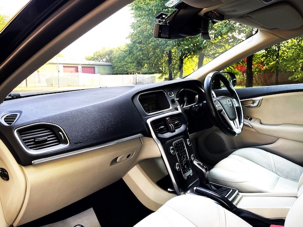 Used Volvo V40 2014 for sale - 75604732: Photo 29