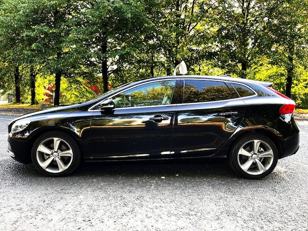 Used Volvo V40 2014 for sale - 75604732: Photo 4