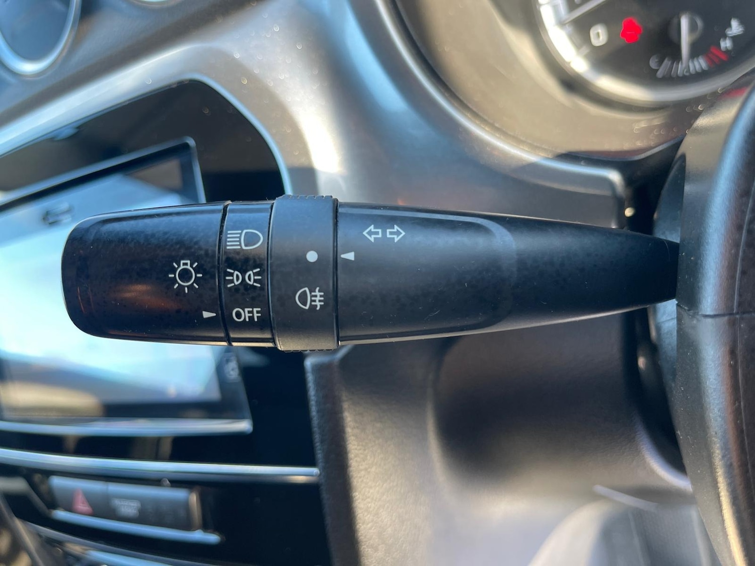 Used Suzuki Vitara 2017 for sale - 77235430: Photo 35