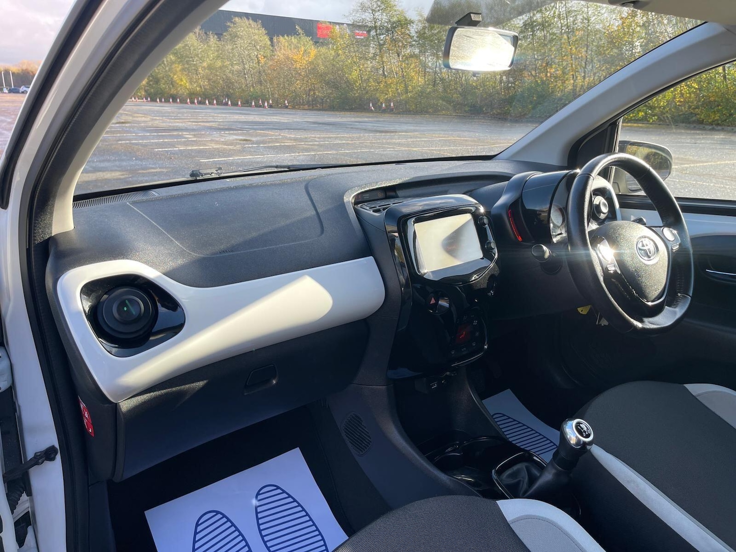 Used Toyota AYGO 2017 for sale - 76623172: Photo 16