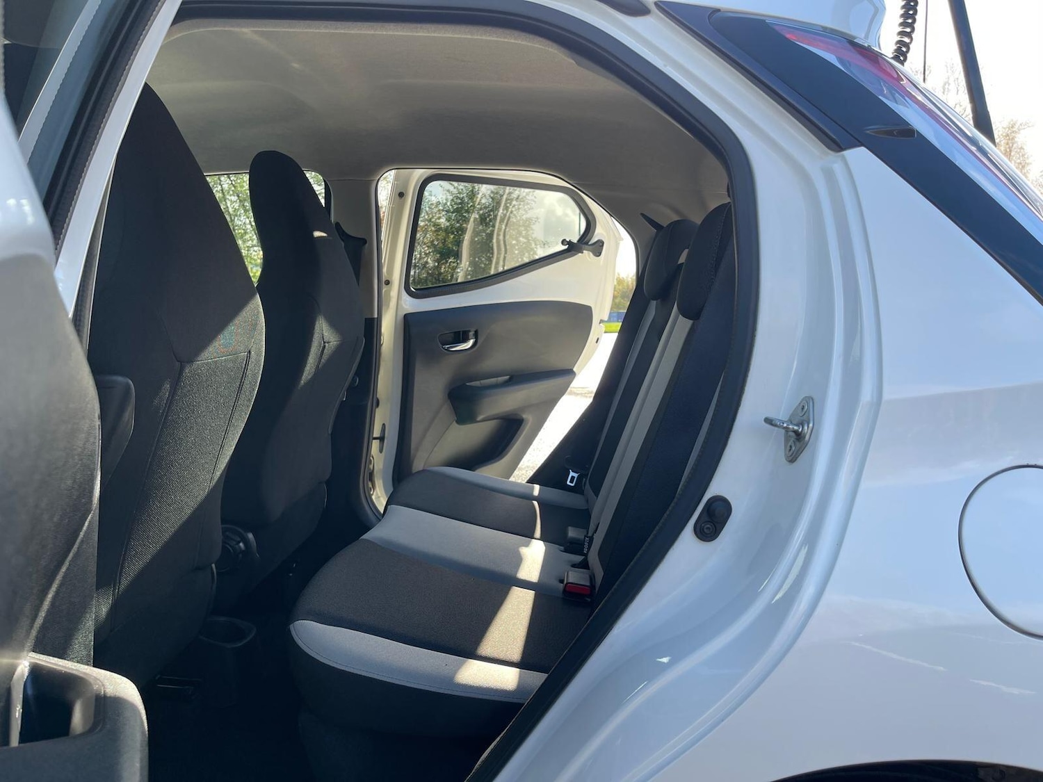 Used Toyota AYGO 2017 for sale - 76623172: Photo 54