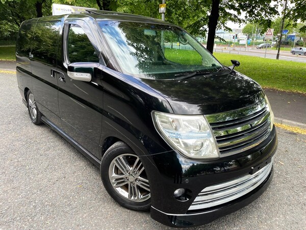 Used Nissan Elgrand 2010 for sale - 74764926: Photo 1