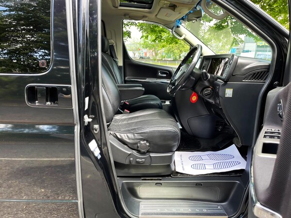 Used Nissan Elgrand 2010 for sale - 74764926: Photo 29