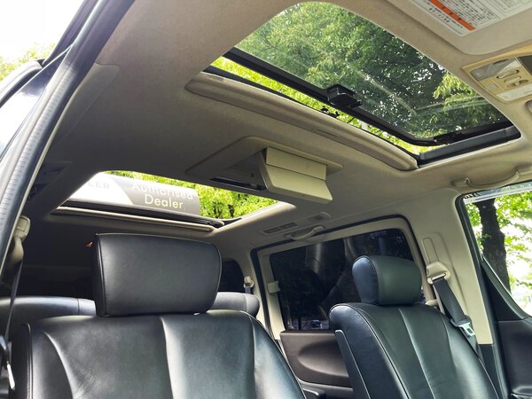 Used Nissan Elgrand 2010 for sale - 74764926: Photo 32