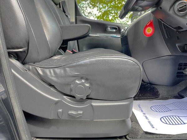 Used Nissan Elgrand 2010 for sale - 74764926: Photo 33