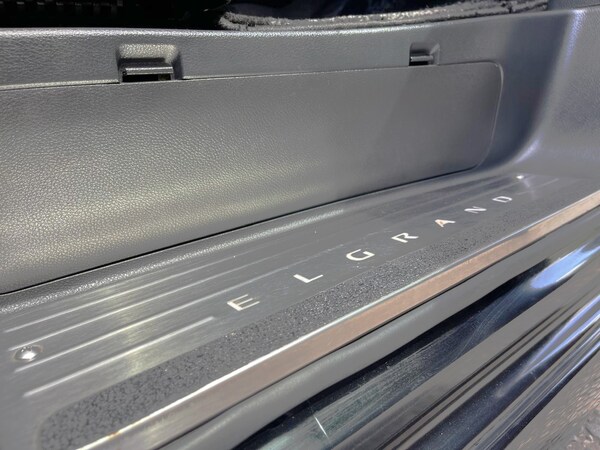 Used Nissan Elgrand 2010 for sale - 74764926: Photo 34