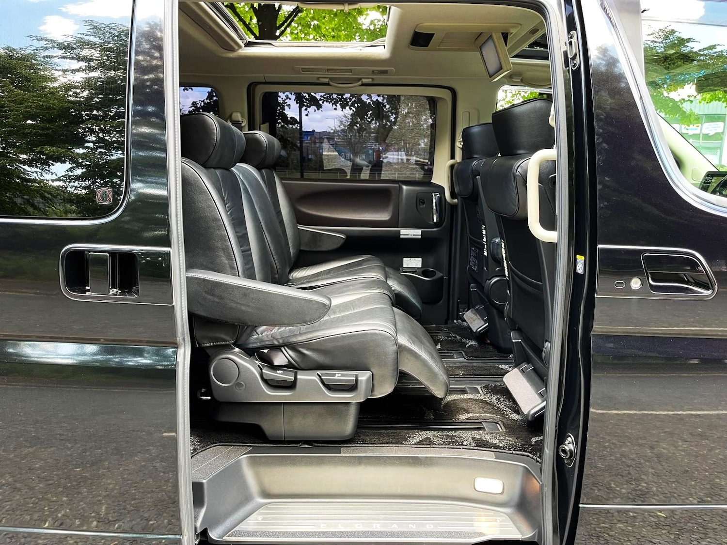Vehicle 35