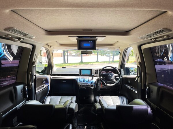 Used Nissan Elgrand 2010 for sale - 74764926: Photo 44