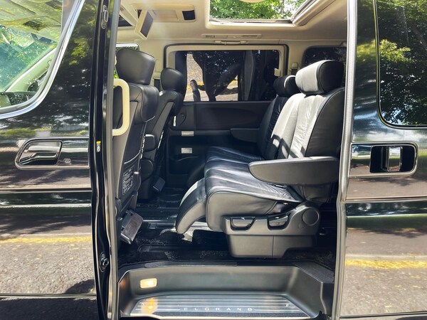 Used Nissan Elgrand 2010 for sale - 74764926: Photo 48