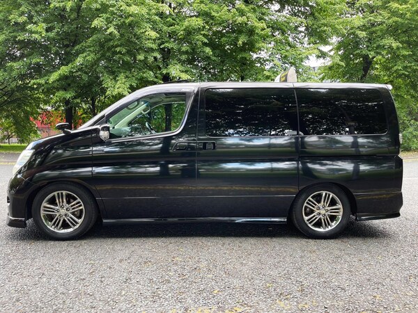 Used Nissan Elgrand 2010 for sale - 74764926: Photo 4