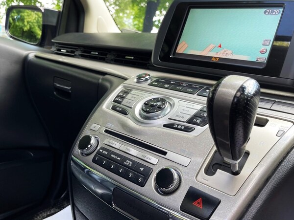 Used Nissan Elgrand 2010 for sale - 74764926: Photo 62