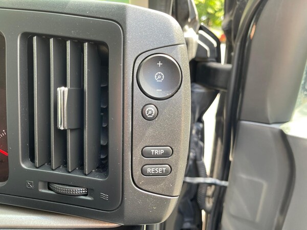 Used Nissan Elgrand 2010 for sale - 74764926: Photo 76