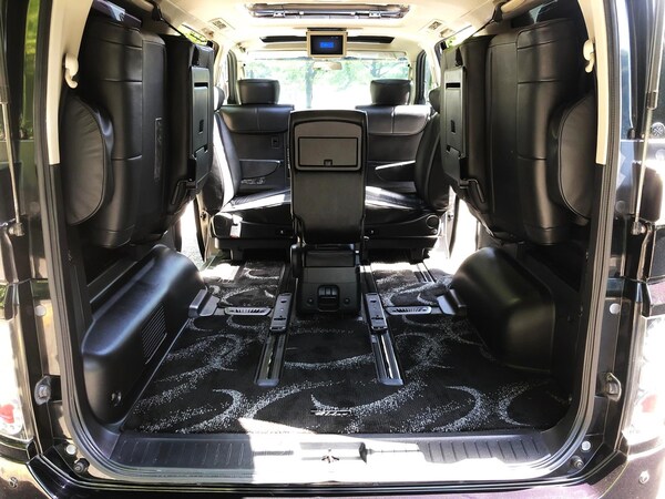 Used Nissan Elgrand 2010 for sale - 74764926: Photo 84