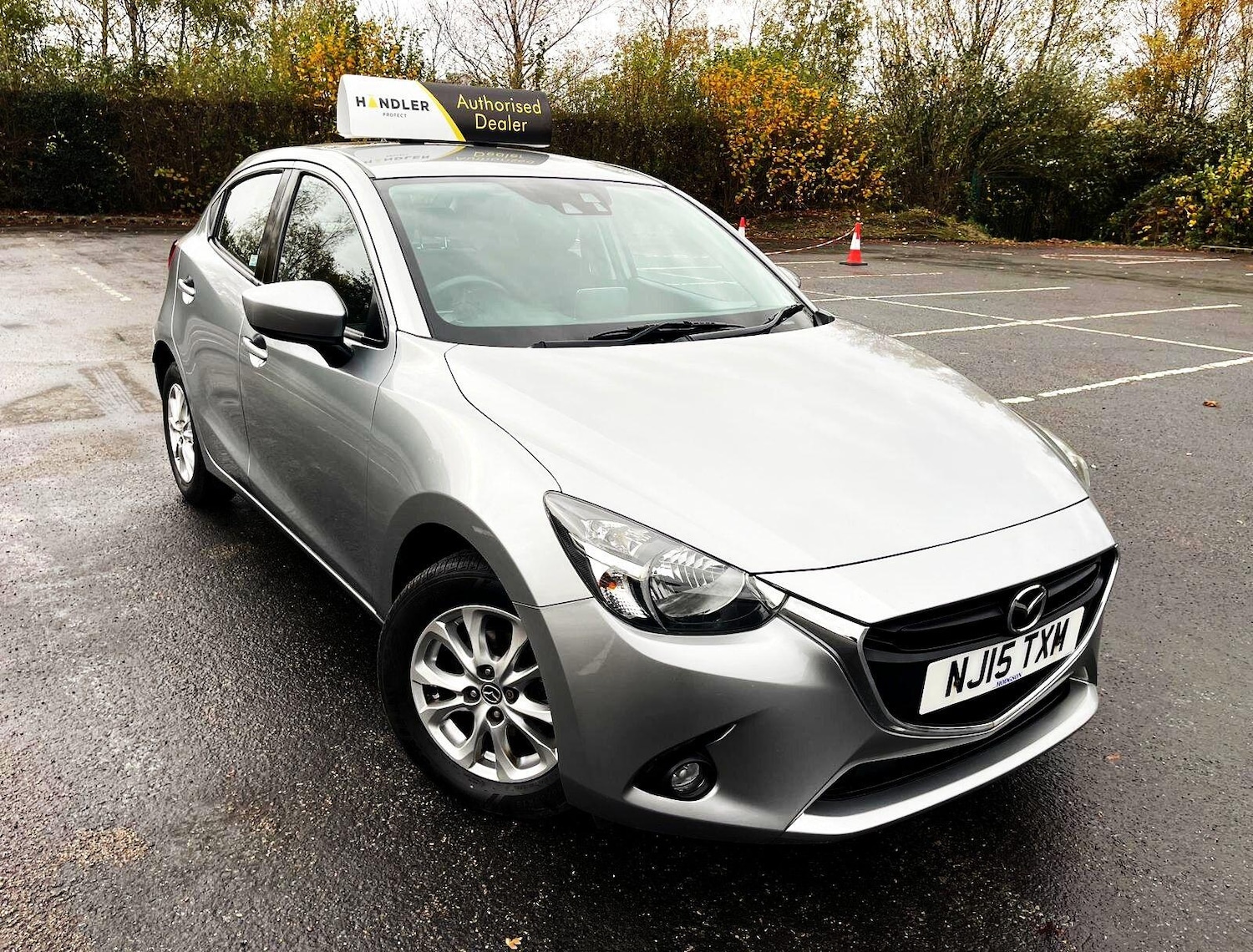 Used Mazda Mazda2 2015 for sale - 76579862: Photo 1