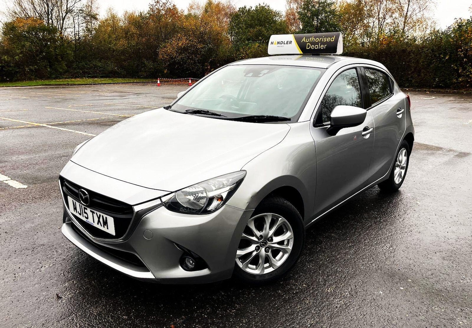 Used Mazda Mazda2 2015 for sale - 76579862: Photo 3