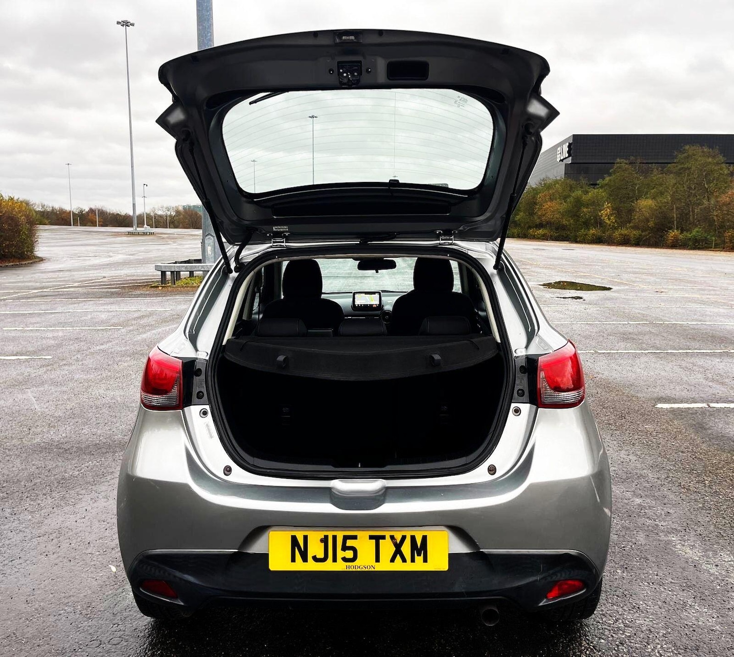 Used Mazda Mazda2 2015 for sale - 76579862: Photo 39