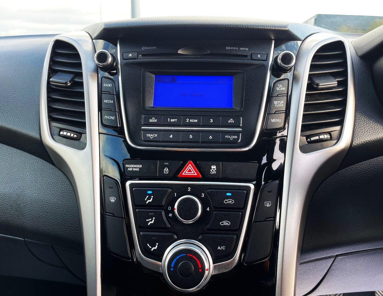 Used Hyundai i30 2016 for sale - 76579859: Photo 33