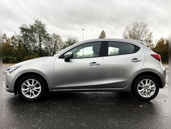 Used Mazda Mazda2 2015 for sale - 76506209: Photo