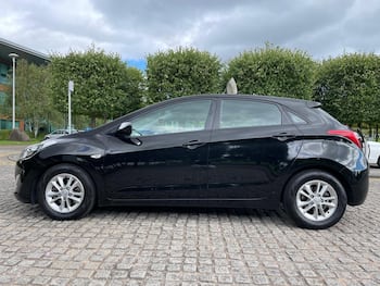 Used Hyundai i30 2014 for sale - 79735102: Photo