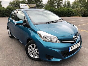 Used Toyota Yaris 2013 for sale - 75639858: Photo