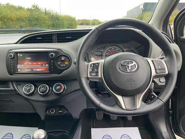Used Toyota Yaris 2015 for sale - 76290062: Photo 13