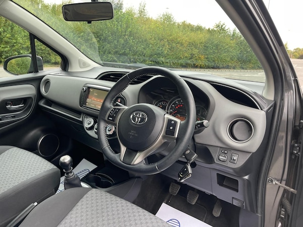 Used Toyota Yaris 2015 for sale - 76290062: Photo 18