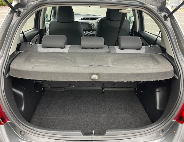Used Toyota Yaris 2015 for sale - 76290062: Photo 31