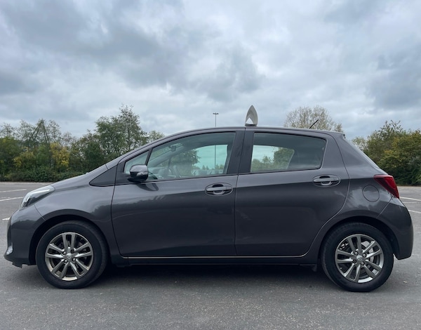 Used Toyota Yaris 2015 for sale - 76290062: Photo 46