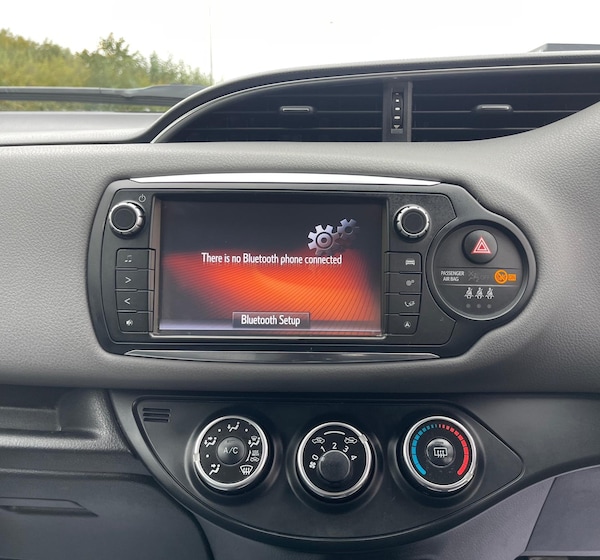 Used Toyota Yaris 2015 for sale - 76290062: Photo 8