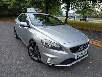 Used Volvo V40 2015 for sale - 76593435: Photo