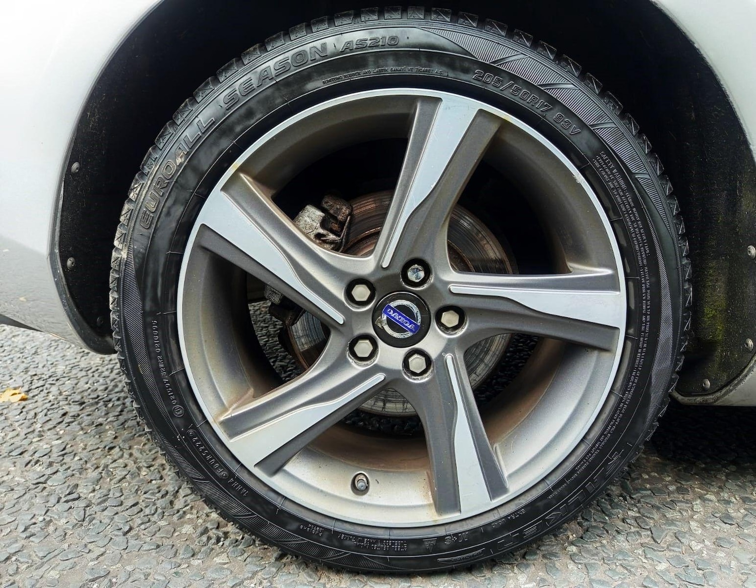 Used Volvo V40 2015 for sale - 76593435: Photo 52