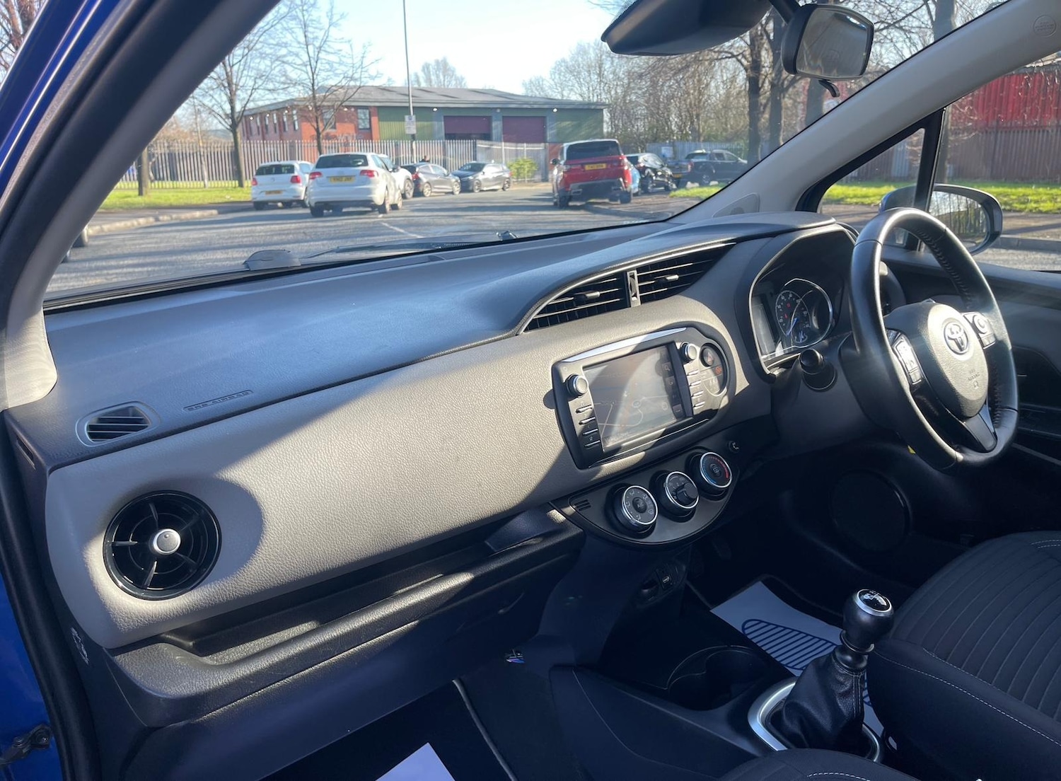 Used Toyota Yaris 2017 for sale - 77918790: Photo 14