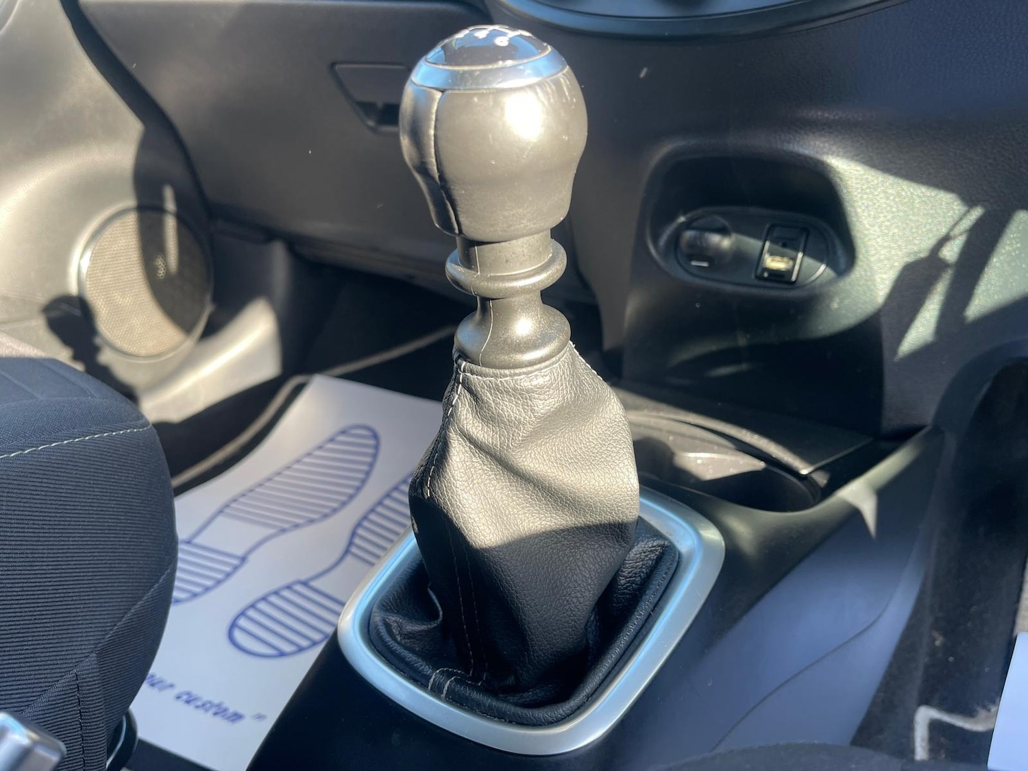 Used Toyota Yaris 2017 for sale - 77918790: Photo 25