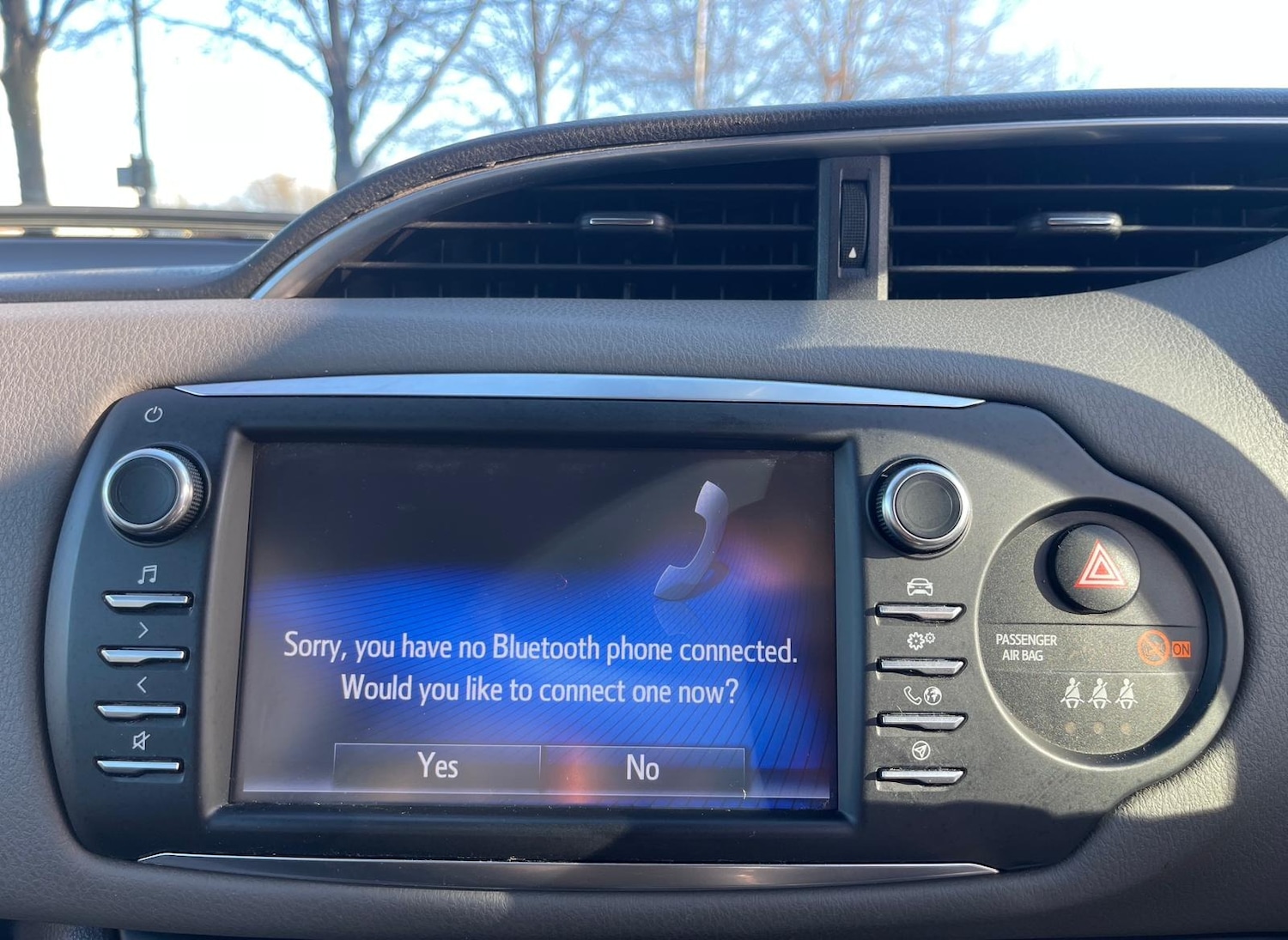 Used Toyota Yaris 2017 for sale - 77918790: Photo 51