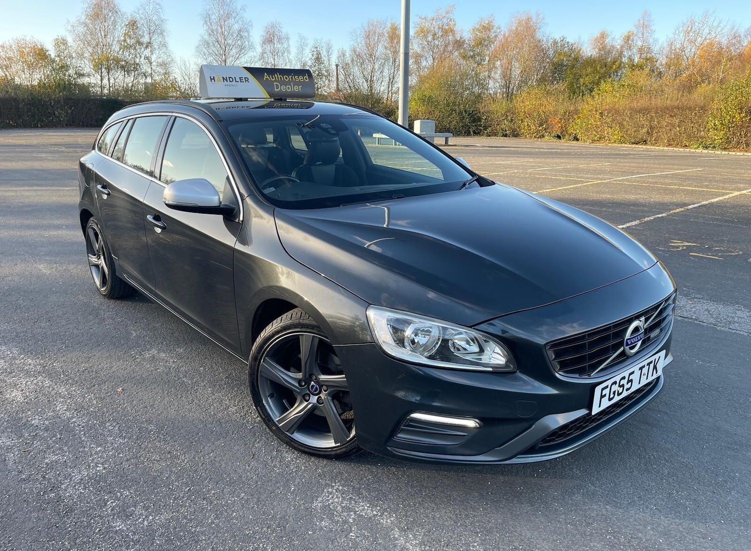 Used Volvo V60 2015 for sale - 76623148: Photo 1