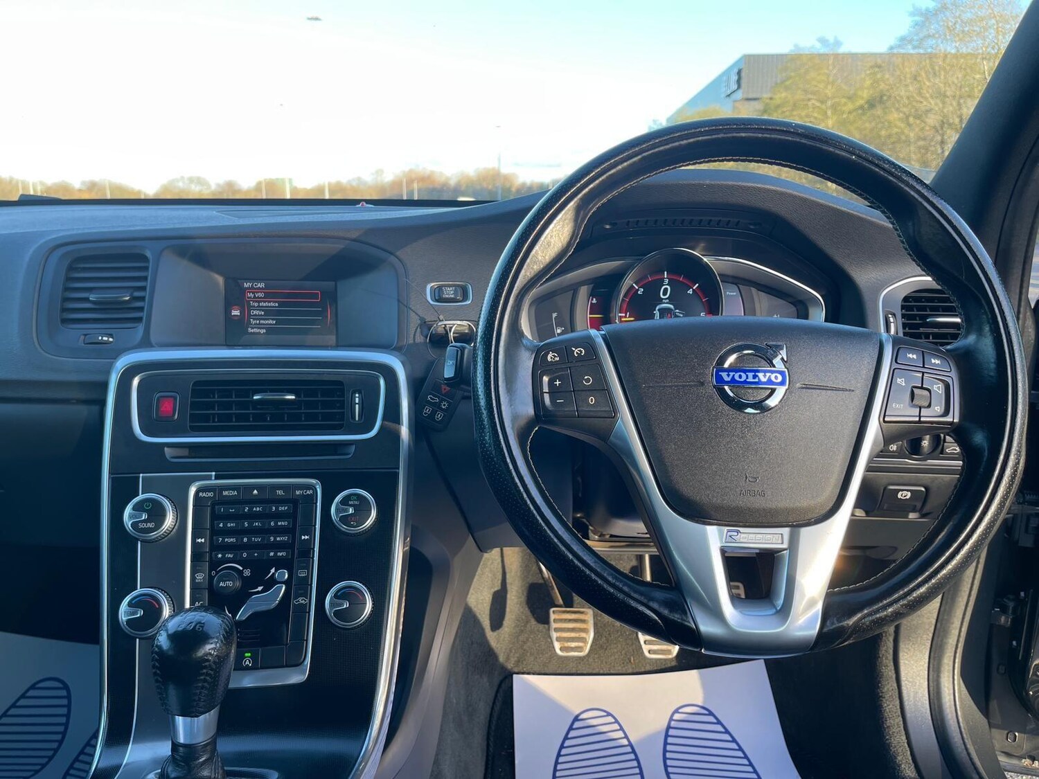 Used Volvo V60 2015 for sale - 76623148: Photo 13