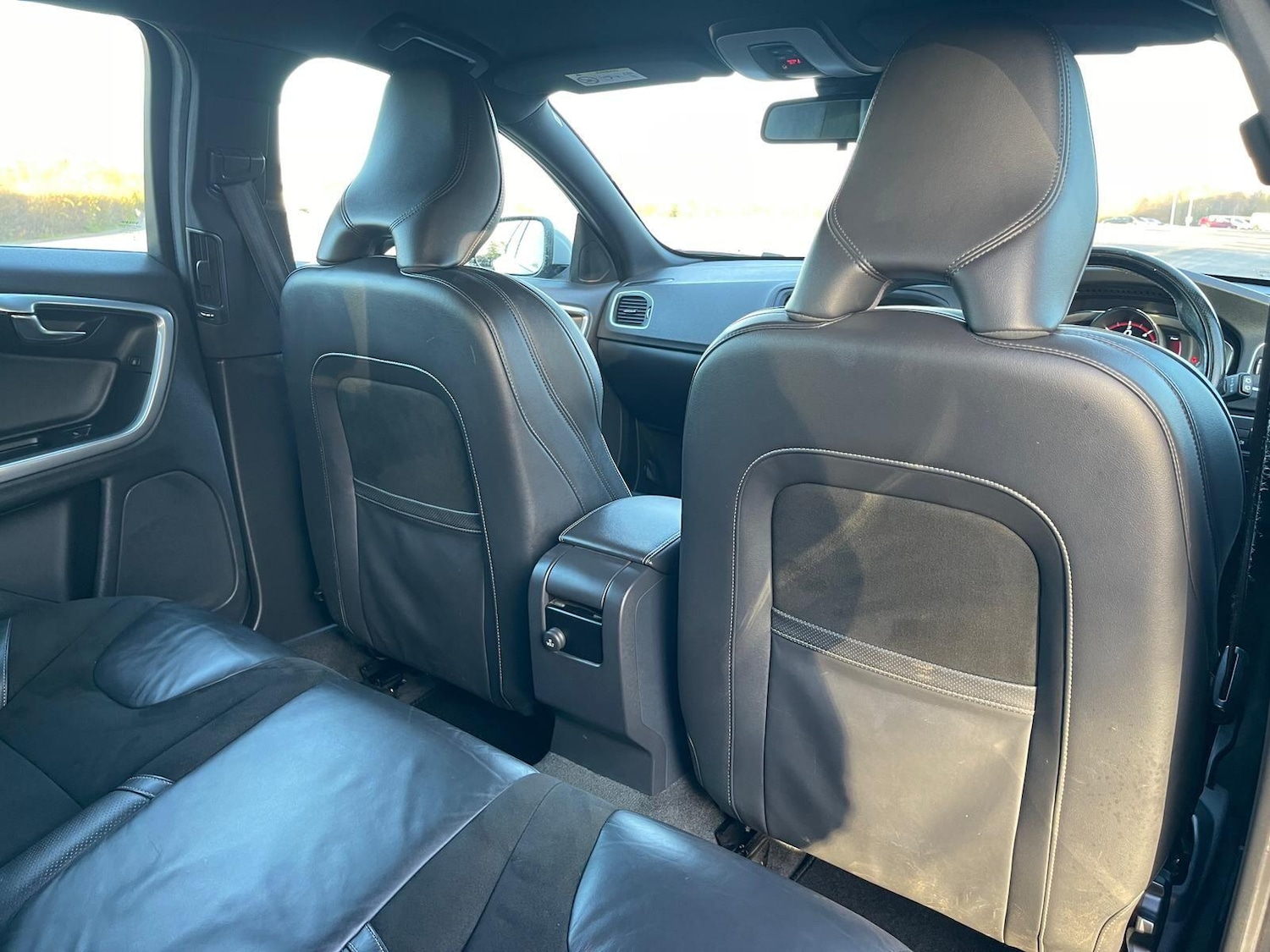 Used Volvo V60 2015 for sale - 76623148: Photo 23