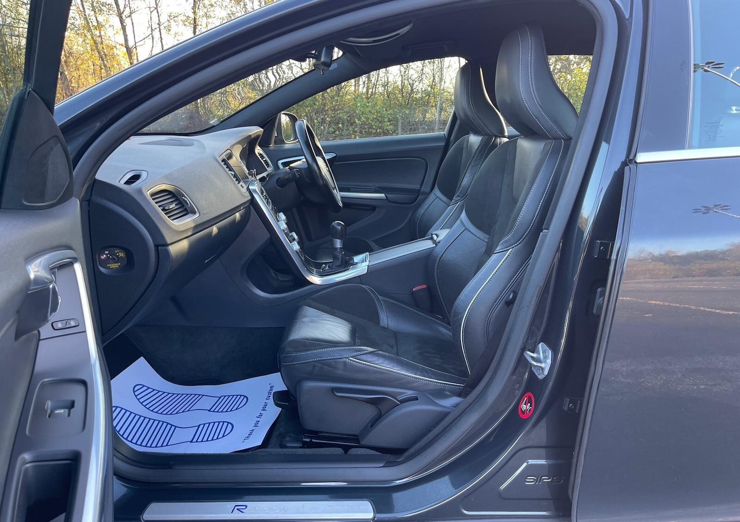 Used Volvo V60 2015 for sale - 76623148: Photo 46