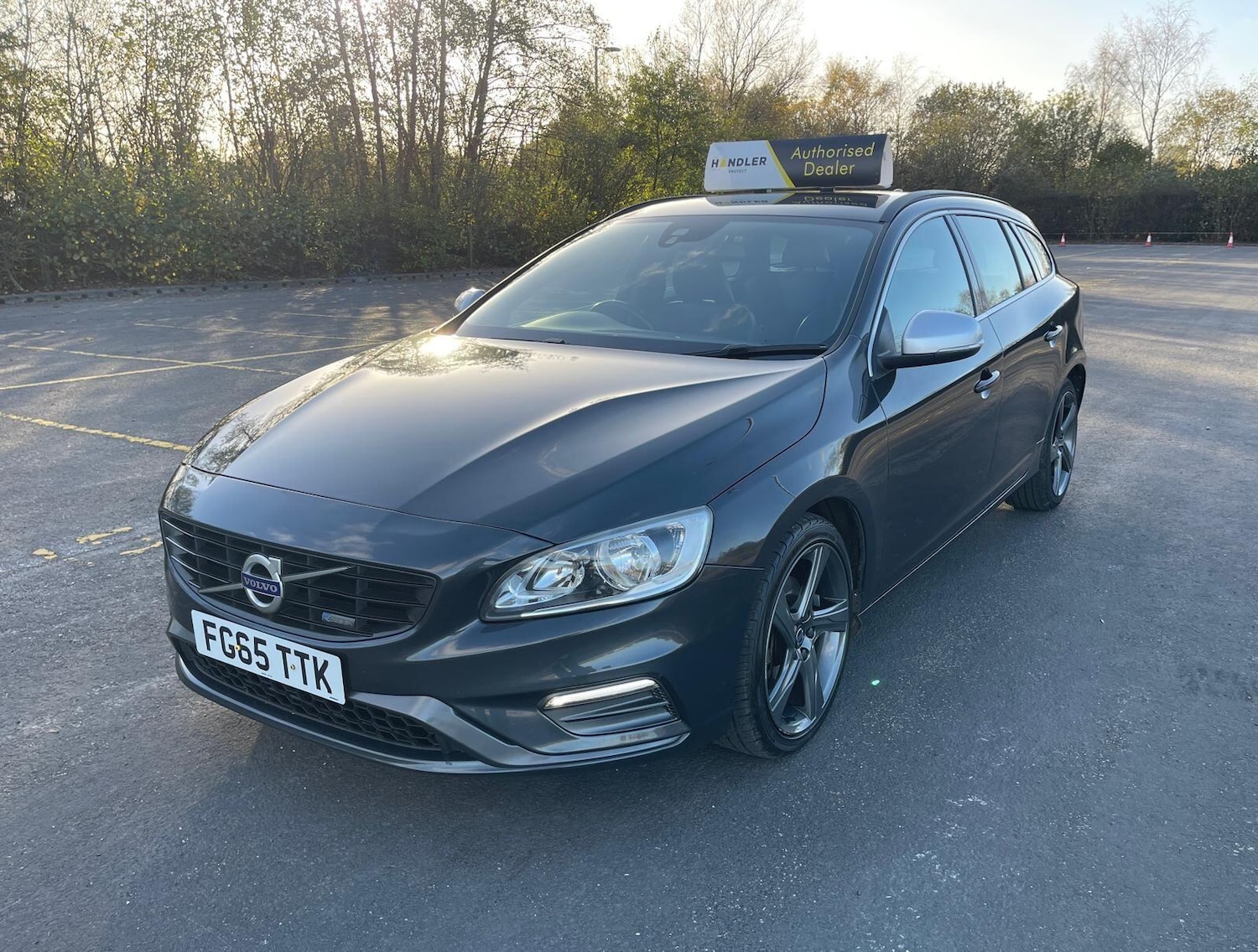 Used Volvo V60 2015 for sale - 76623148: Photo 5