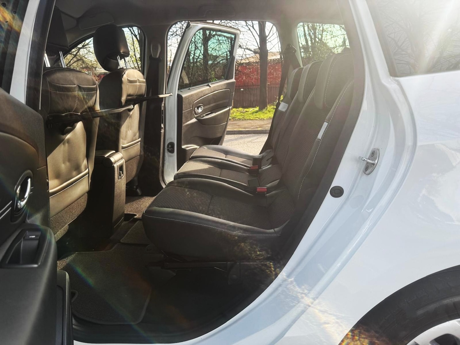 Used Renault Grand Scenic 2015 for sale - 78199028: Photo 13