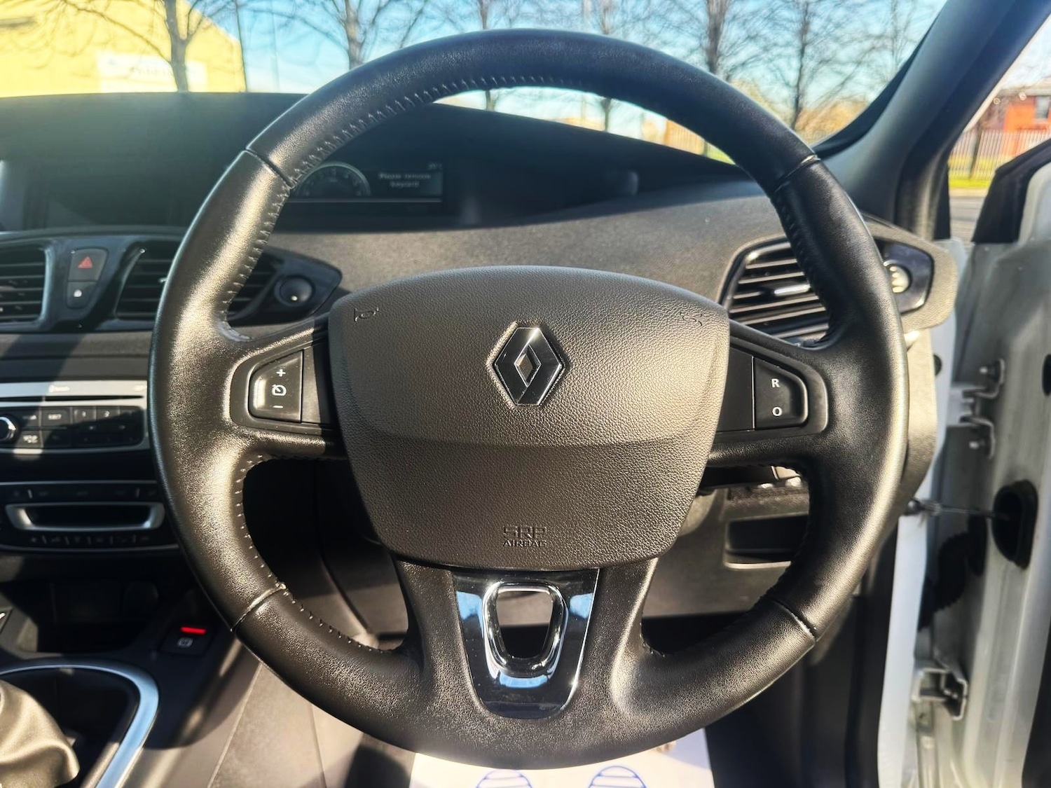 Used Renault Grand Scenic 2015 for sale - 78199028: Photo 26