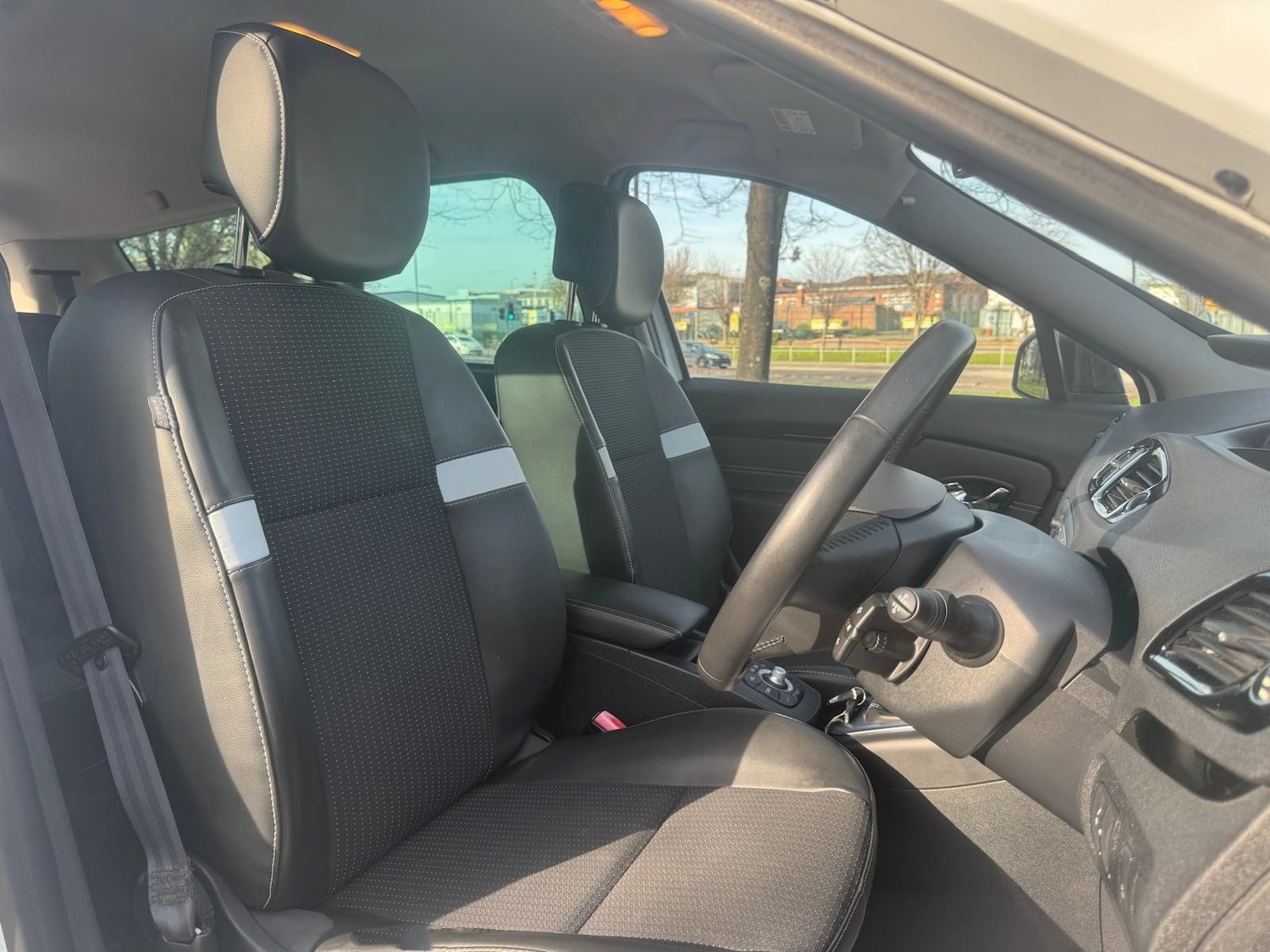 Used Renault Grand Scenic 2015 for sale - 78199028: Photo 29