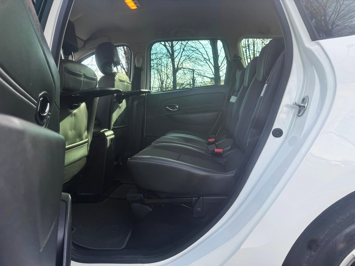 Used Renault Grand Scenic 2015 for sale - 78199028: Photo 46