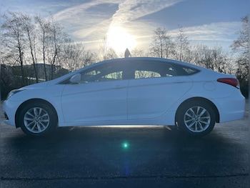 Used Hyundai i40 2017 for sale - 76854645: Photo