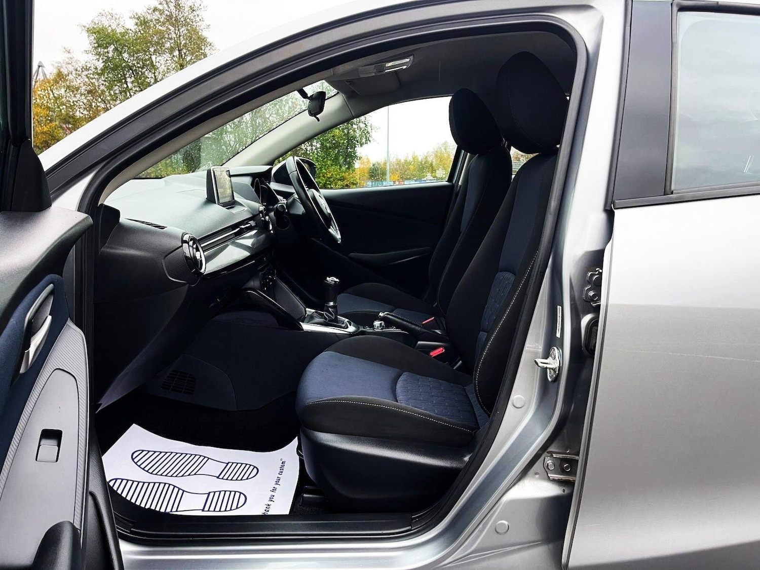 Used Mazda Mazda2 2015 for sale - 76593433: Photo 43