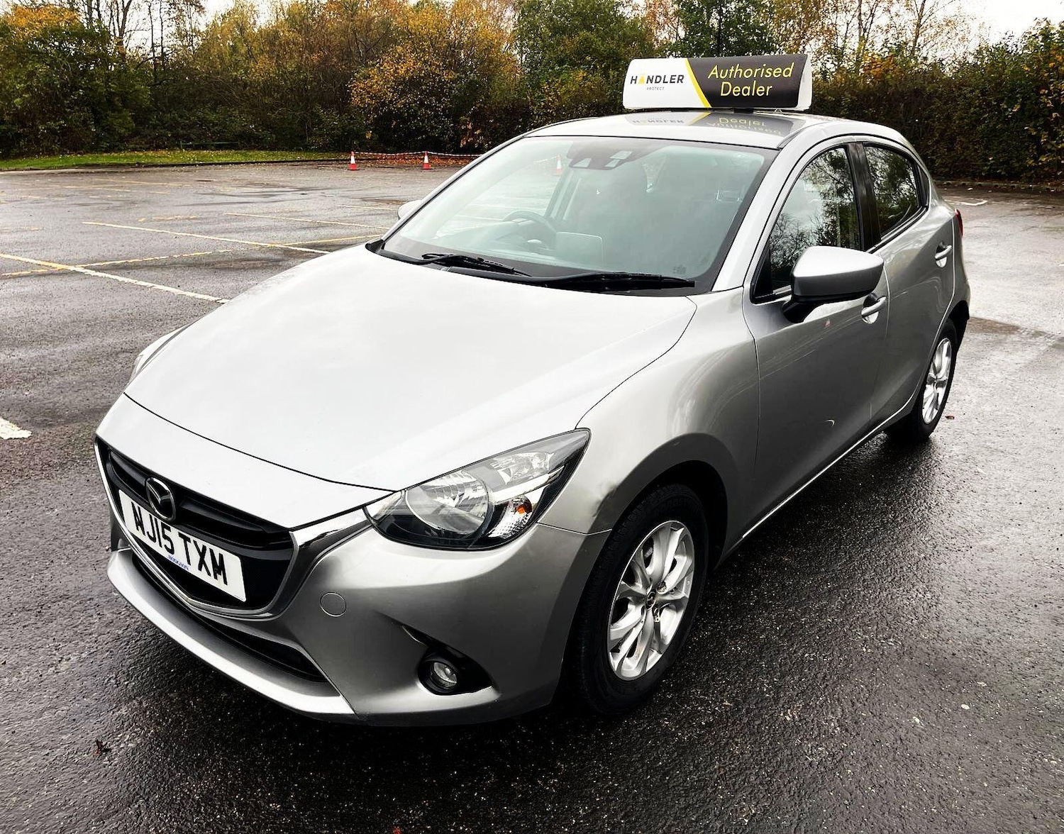 Used Mazda Mazda2 2015 for sale - 76593433: Photo 6