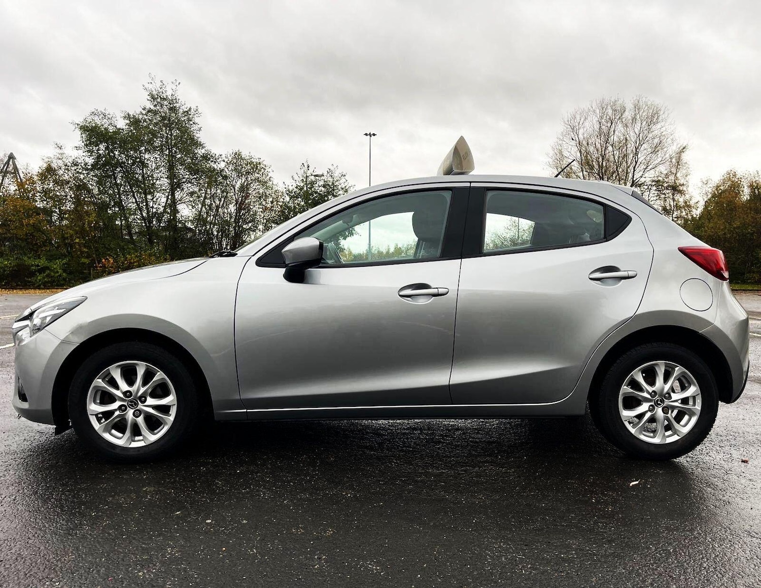 Used Mazda Mazda2 2015 for sale - 76593433: Photo 8